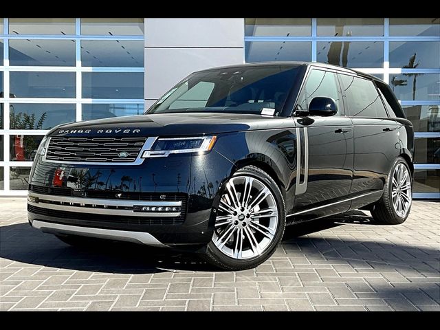 2025 Land Rover Range Rover SE