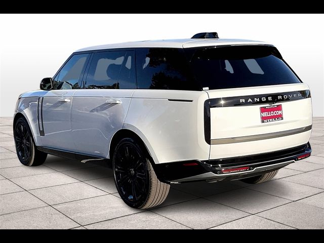 2025 Land Rover Range Rover SE