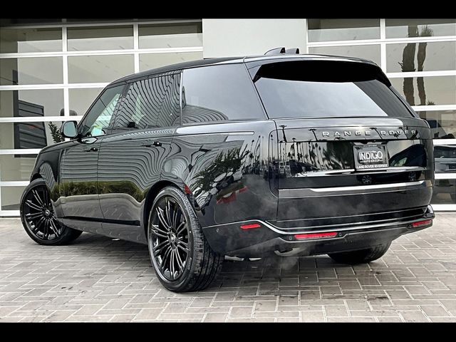 2025 Land Rover Range Rover SE