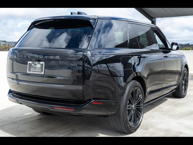 2025 Land Rover Range Rover SE