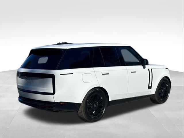 2025 Land Rover Range Rover SE