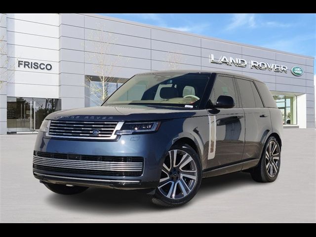 2025 Land Rover Range Rover SV