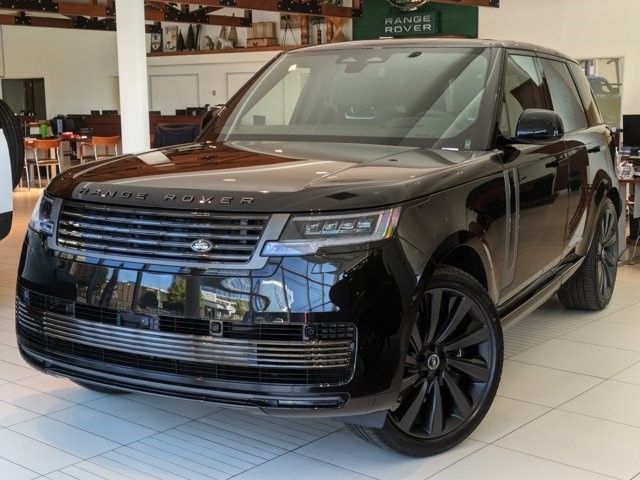 2025 Land Rover Range Rover SV