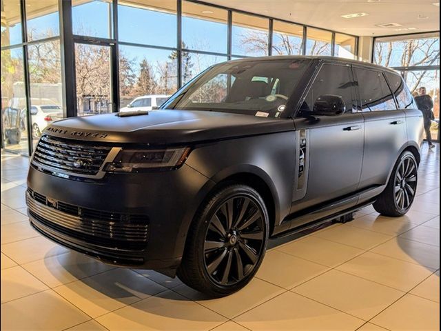 2025 Land Rover Range Rover SV