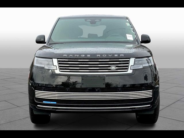 2025 Land Rover Range Rover SV