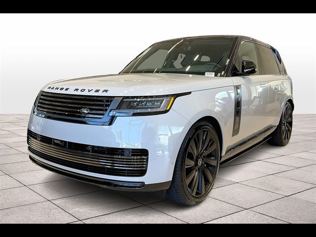 2025 Land Rover Range Rover SV