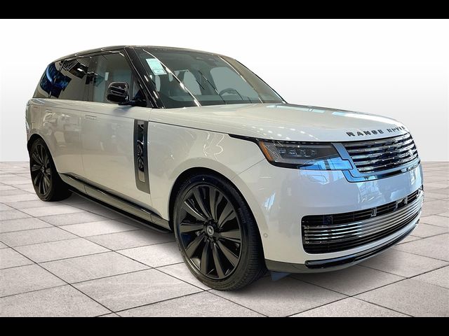 2025 Land Rover Range Rover SV