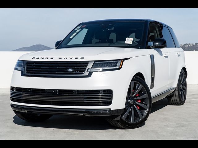 2025 Land Rover Range Rover SV