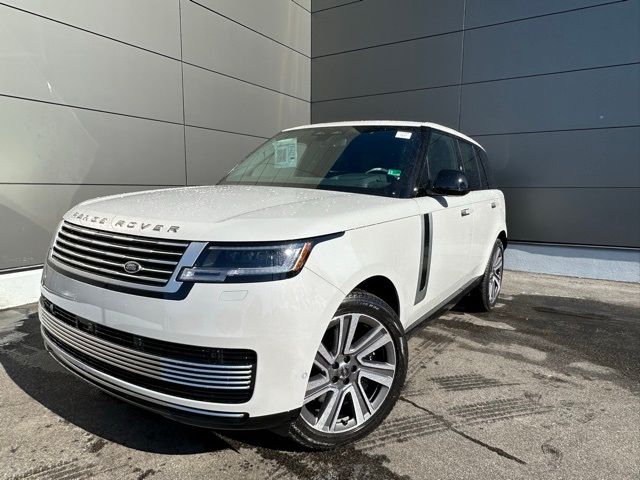 2025 Land Rover Range Rover SV