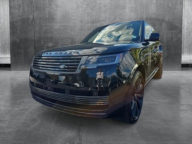 2025 Land Rover Range Rover SV