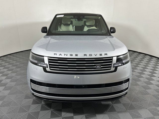 2025 Land Rover Range Rover SV