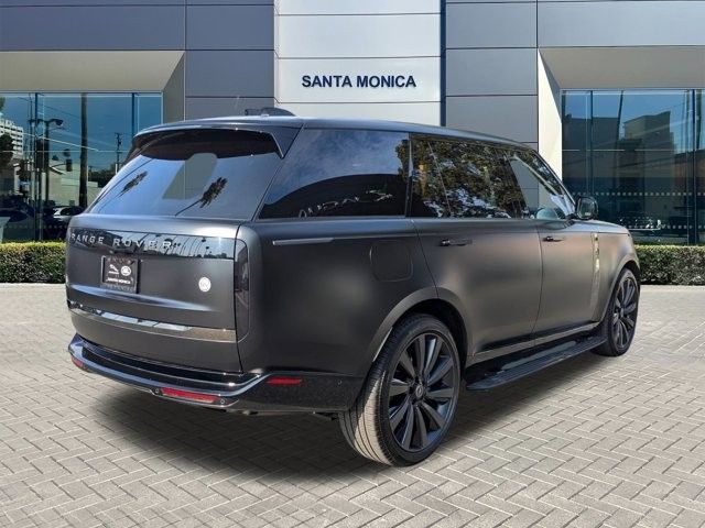 2025 Land Rover Range Rover SV