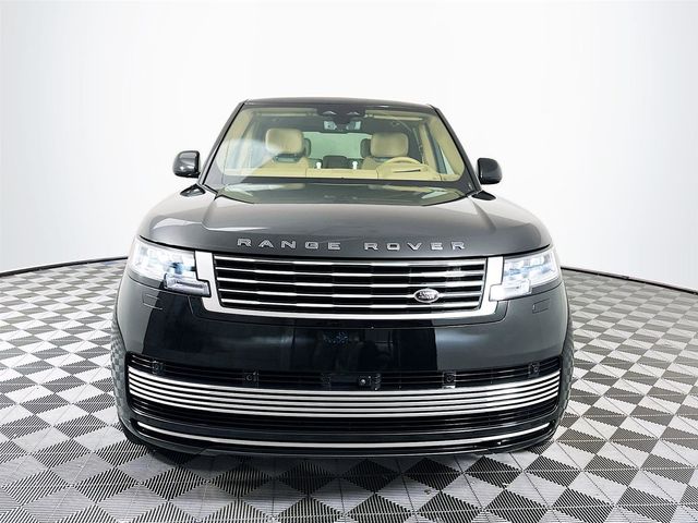 2025 Land Rover Range Rover SV