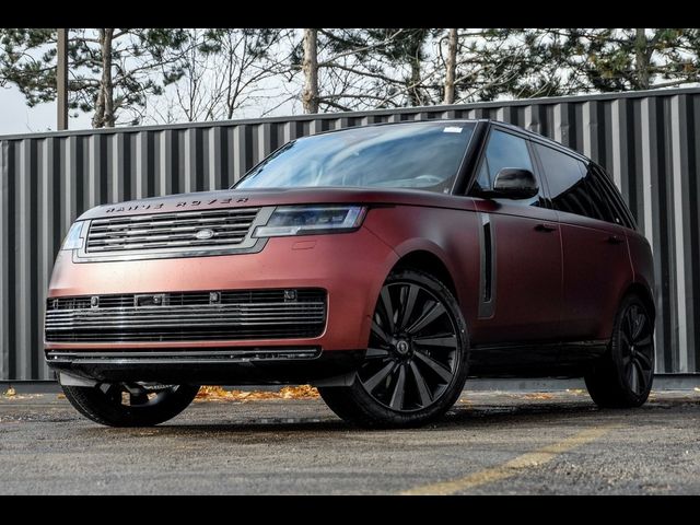 2025 Land Rover Range Rover SV