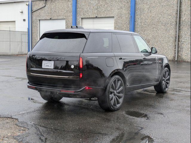 2025 Land Rover Range Rover SV