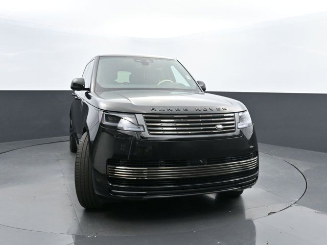 2025 Land Rover Range Rover SV