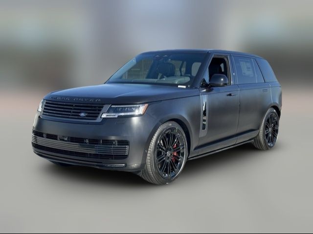 2025 Land Rover Range Rover SV