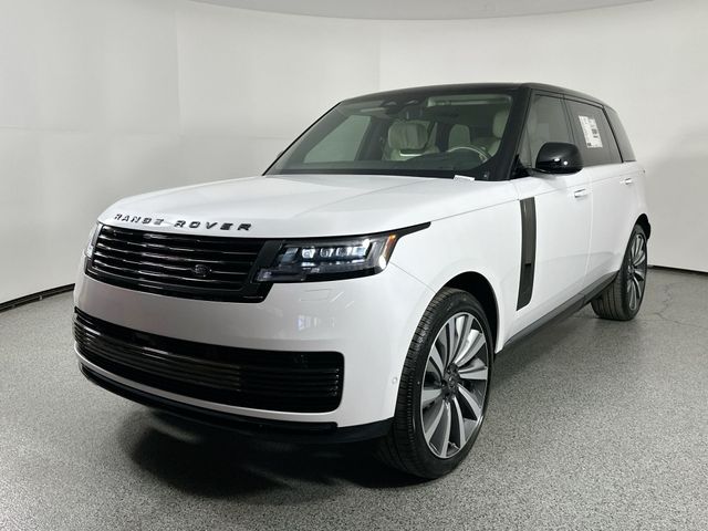 2025 Land Rover Range Rover SV