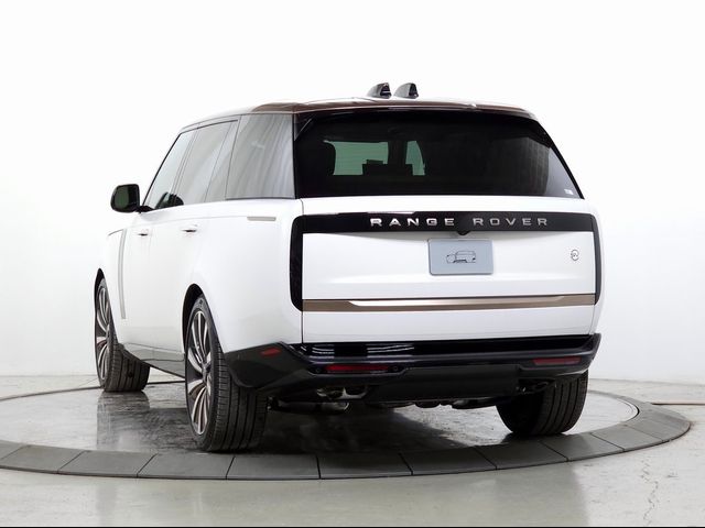 2025 Land Rover Range Rover SV