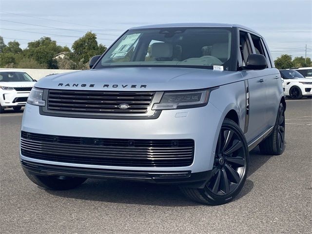 2025 Land Rover Range Rover SV