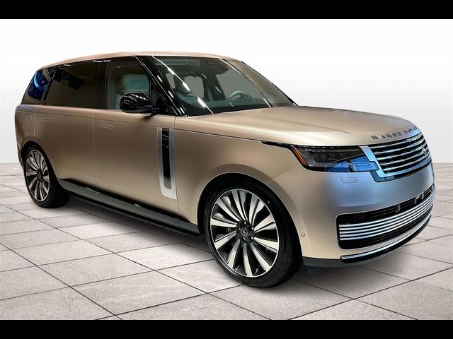 2025 Land Rover Range Rover SV