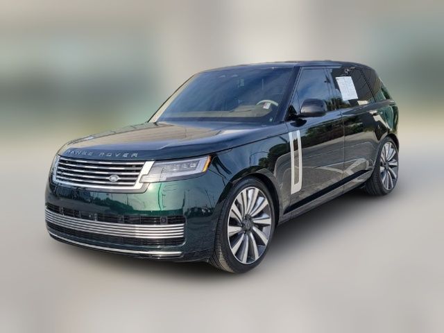 2025 Land Rover Range Rover SV