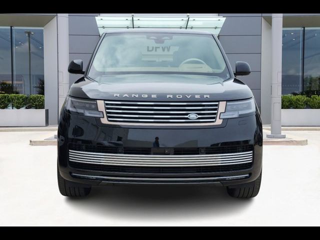 2025 Land Rover Range Rover SV