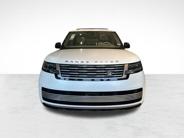 2025 Land Rover Range Rover SV