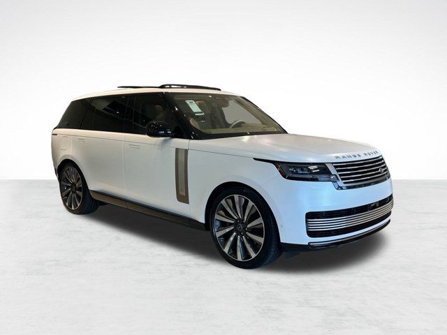 2025 Land Rover Range Rover SV