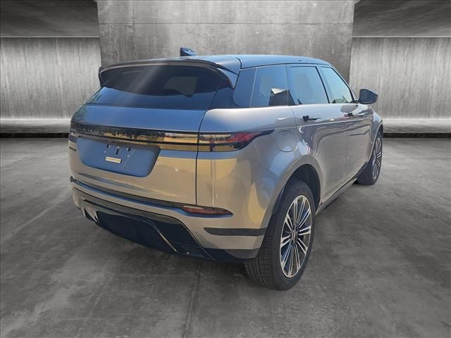 2025 Land Rover Range Rover Evoque Dynamic SE