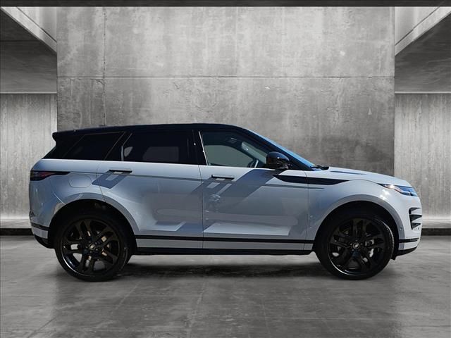 2025 Land Rover Range Rover Evoque Dynamic SE