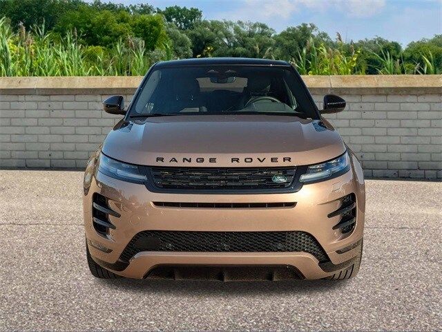 2025 Land Rover Range Rover Evoque Dynamic SE