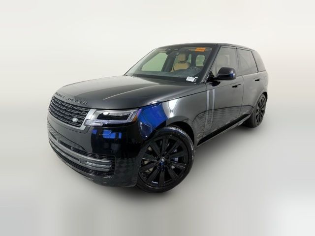 2025 Land Rover Range Rover SE