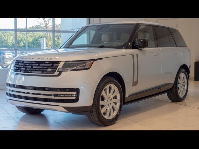 2025 Land Rover Range Rover SE