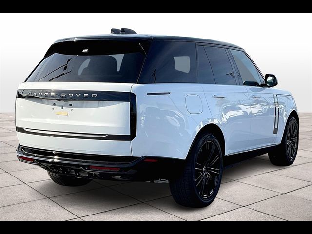 2025 Land Rover Range Rover SE