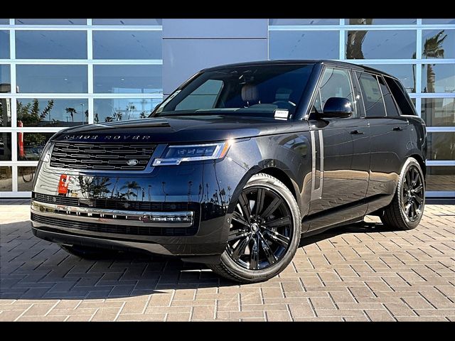 2025 Land Rover Range Rover SE