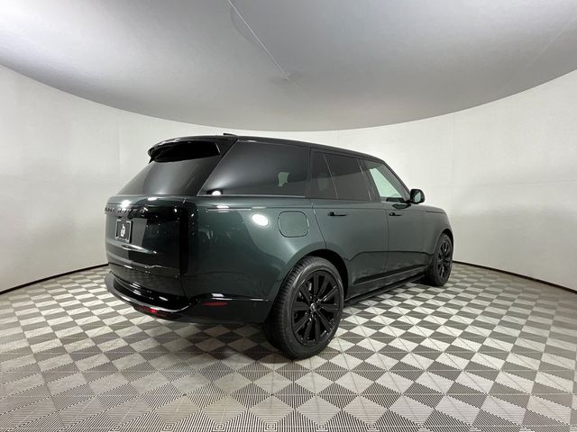 2025 Land Rover Range Rover SE