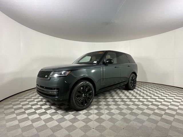 2025 Land Rover Range Rover SE