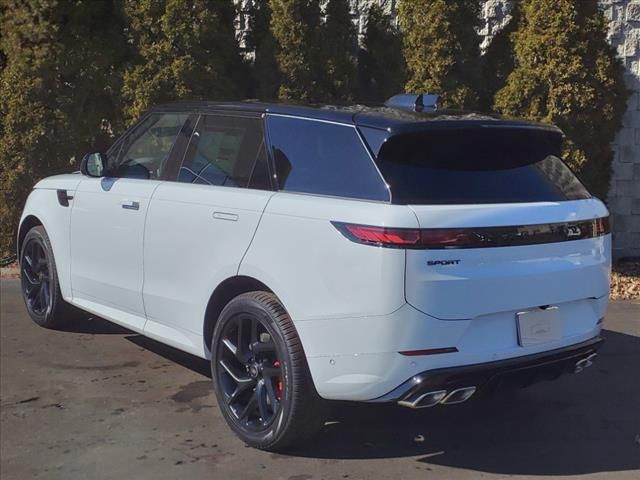 2025 Land Rover Range Rover Sport Dynamic SE