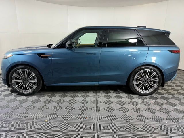 2025 Land Rover Range Rover Sport Dynamic SE