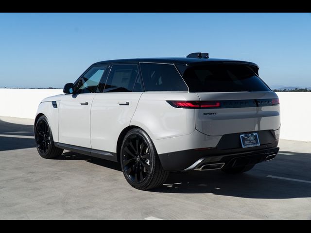 2025 Land Rover Range Rover Sport SE