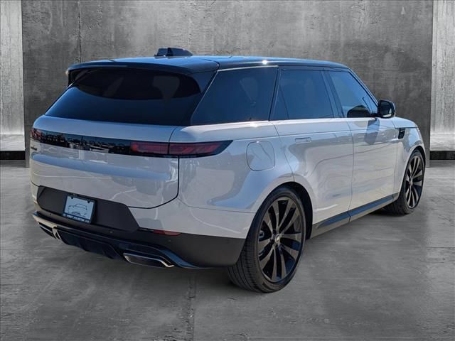 2025 Land Rover Range Rover Sport SE