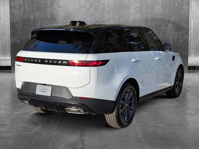 2025 Land Rover Range Rover Sport SE