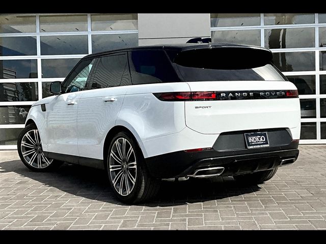 2025 Land Rover Range Rover Sport SE