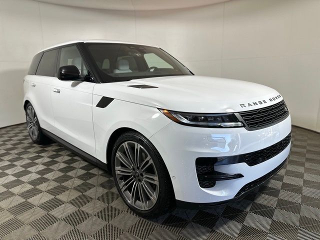 2025 Land Rover Range Rover Sport SE