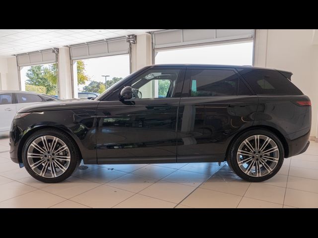 2025 Land Rover Range Rover Sport SE