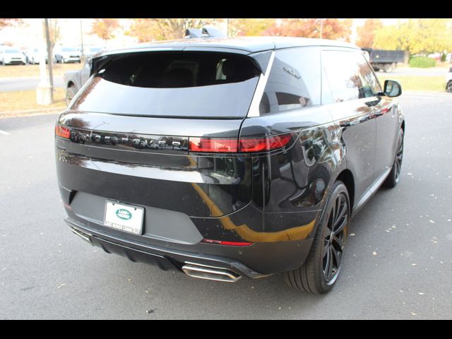 2025 Land Rover Range Rover Sport SE