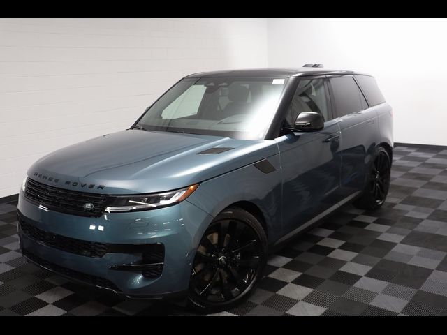 2025 Land Rover Range Rover Sport SE