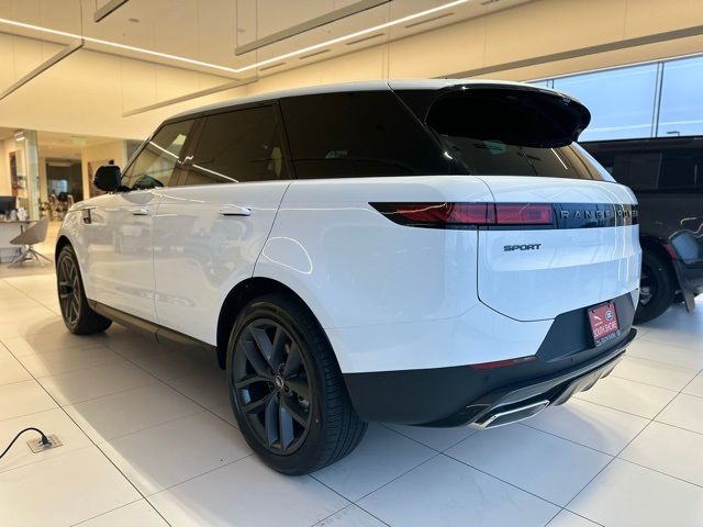 2025 Land Rover Range Rover Sport SE