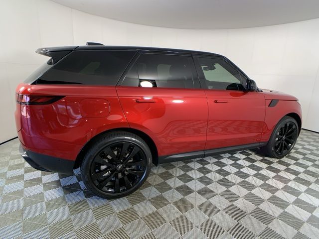 2025 Land Rover Range Rover Sport SE